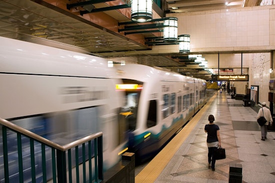 Westlake Snarl: Mechanical Snafu Slows Seattle Light Rail Commute