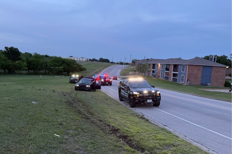 White Settlement Traffic Stop Spirals Into Field Crash, Felony Arrest
