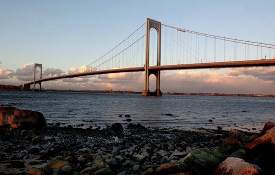 Whitestone Bridge Drama as Hero MTA Cops Grab Woman From Ledge