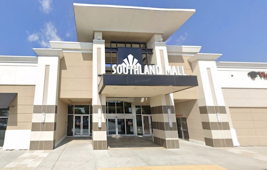 Wicked Wingz Flies Into Southland Mall As Houma’s New Budget Bite