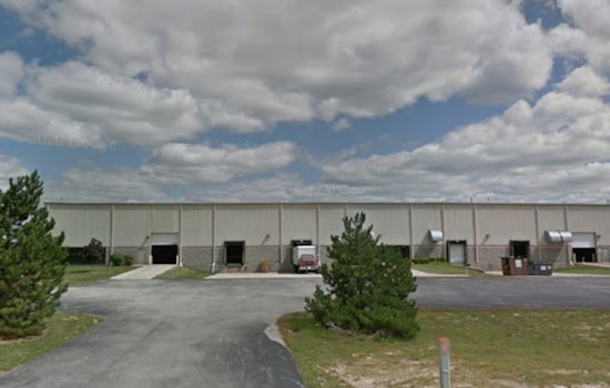 Winchester Pallet Yard Erupts, Neighbors Told To Seal Up And Stay Inside