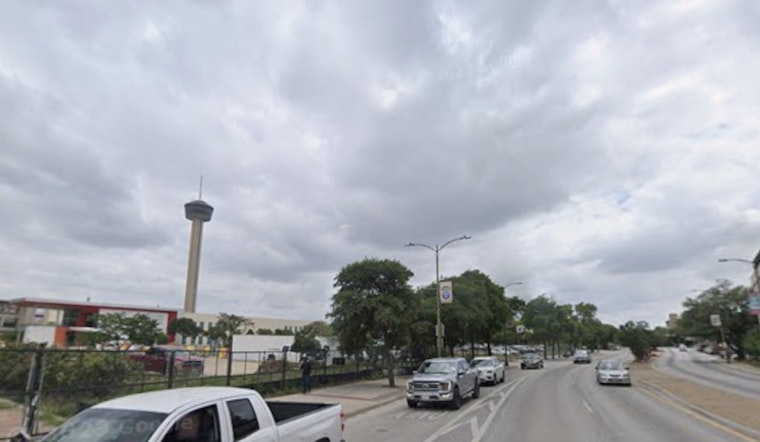 Wind-whipped San Antonio Braces For Soaked Holiday Weekend