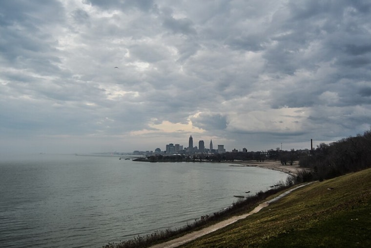 Wind-Whipped Showers Slam Cleveland Drive As Spring Temps Take A Dive