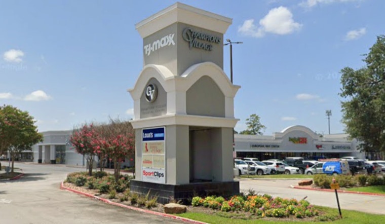 Wingstop Flies Into FM 1960, Targets Champions Village Crowd