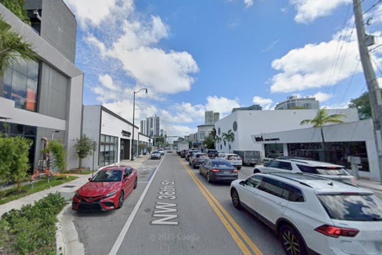Wynwood After Dark Casa D Serves Up Steak Stars and Karaoke