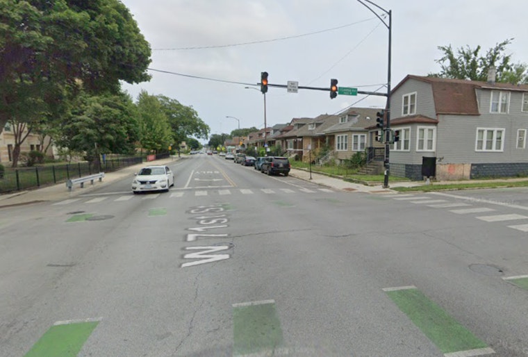 47-Year-Old Fatally Shot In West Englewood On 71st Street
