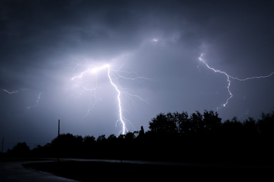 Late-Night Rumble San Antonio On Edge As Friday Storms Roll In