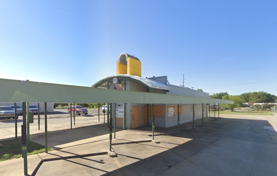 Alvarado Burgers Plots Move Into Former Sonic On Gus Thomasson