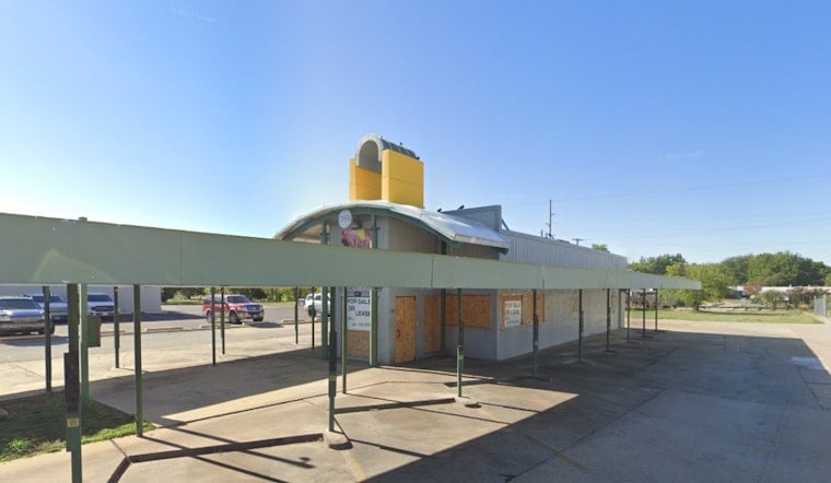 Alvarado Burgers Plots Move Into Former Sonic On Gus Thomasson