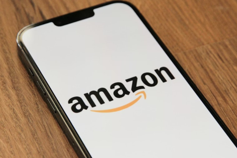 Amazon Drone Turns Phoenix Yard Into Backyard Dust Storm