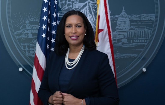 Anacostia Crowd Torches Bowser Farewell Pitch For Teen Curfew