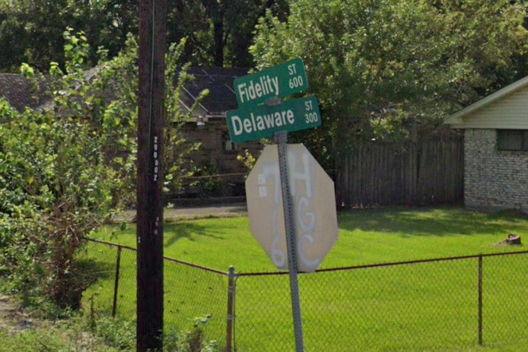 Anonymous Tip Sends Cops To East Houston Lot Where Elderly Man Was Shot Dead