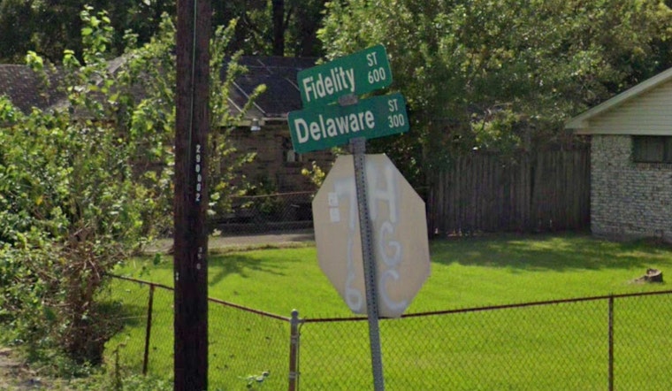 Anonymous Tip Sends Cops To East Houston Lot Where Elderly Man Was Shot Dead