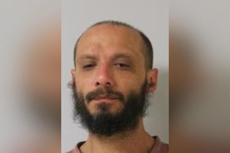 Armed Fugitive Hunt Shakes Quiet Fern Acres Street