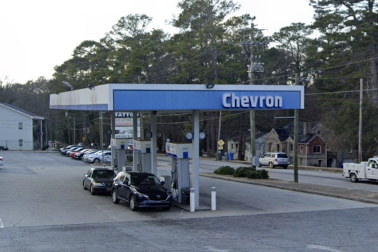 Atlanta Gas Station Heist: Cops Hunt Suspect After $13K Snatched From Parked Car
