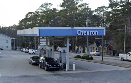 Atlanta Gas Station Heist: Cops Hunt Suspect After $13K Snatched From Parked Car