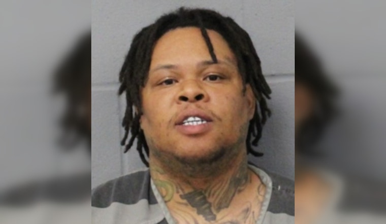 Austin Cops Bag Wanted Bloods Member After Short Car Chase