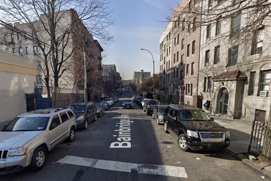 Bainbridge Ave Inferno Leaves Three Clinging To Life In Fordham
