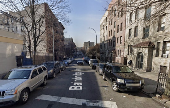 Bainbridge Ave Inferno Leaves Three Clinging To Life In Fordham
