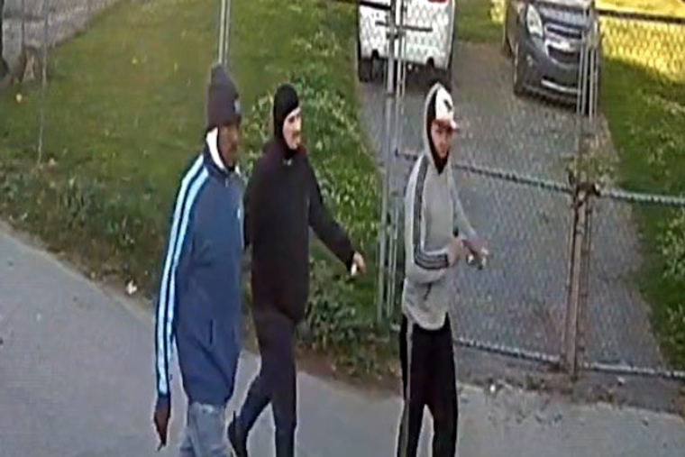 Baltimore Cops Unveil Photos Of Men Sought In South Baltimore Robbery