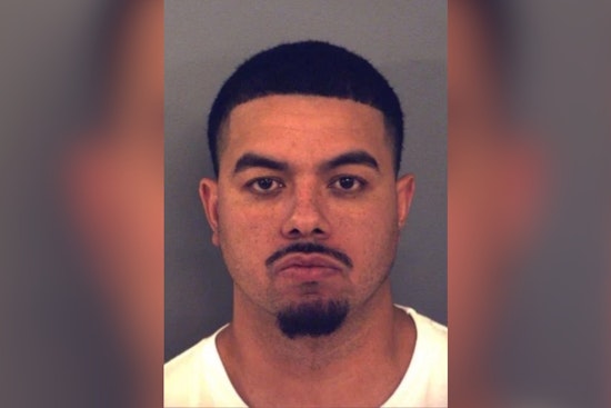 Barefoot Toddler Roams Eastlake Lot, El Paso Dad Charged With Abandoning or Endangering a Child