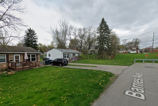 Barnes Avenue Blaze Blankets Preston Elementary Block, Sends One to Hospital