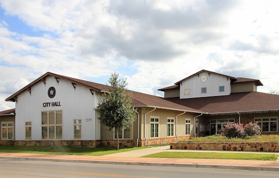 Bastrop Eyes Hospital, Hotel And Par‑3 Golf Course