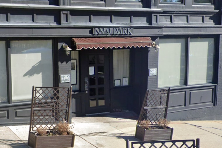 Beacon Hill Hotspot Nine Sheds No. 9 Park Shadow, Finds Its Own Swagger