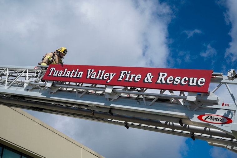 Beaverton Morning Blaze Sends Smoke Soaring Over West Hills