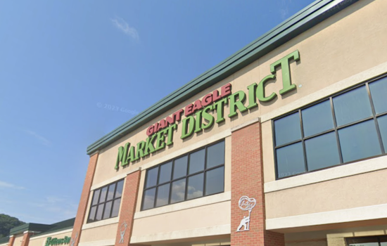 Beef Graffiti Opens Inside Giant Eagle Market District