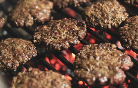‘Beeflation’ Bites Bronx Grills as Memorial Day Menus Shrink
