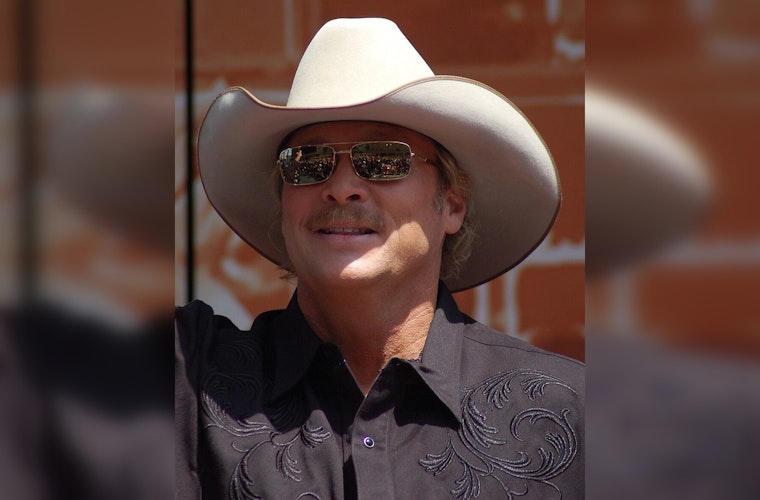 Belmont Throws Hometown Encore For Alan Jackson’s Sold‑Out Nashville Farewell