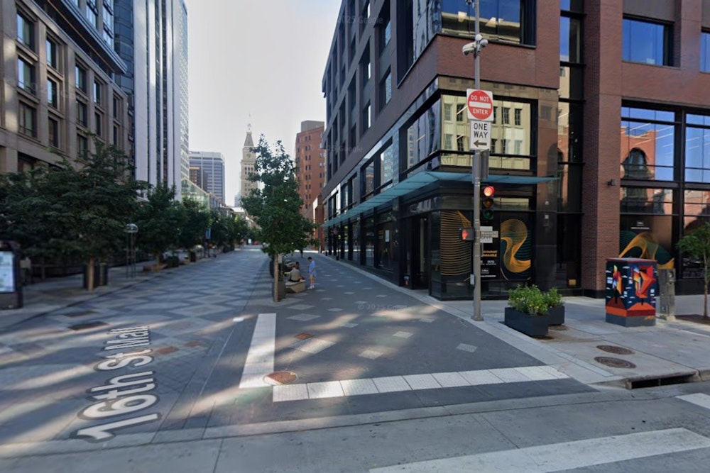Benihana Express Bets On 16th Street Mall Comeback