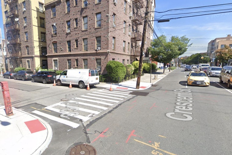 Bike-Riding Stranger Tried To Lure 10-Year-Old To Van In Astoria, Cops Say