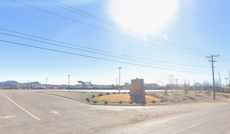 Blaze Erupts Beside Western Playland, Smoke Chokes Sunland Park Sky