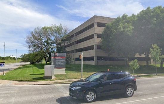 Bleeding Duo Stroll Into Indy Hospital After Mystery Near North Side Shooting