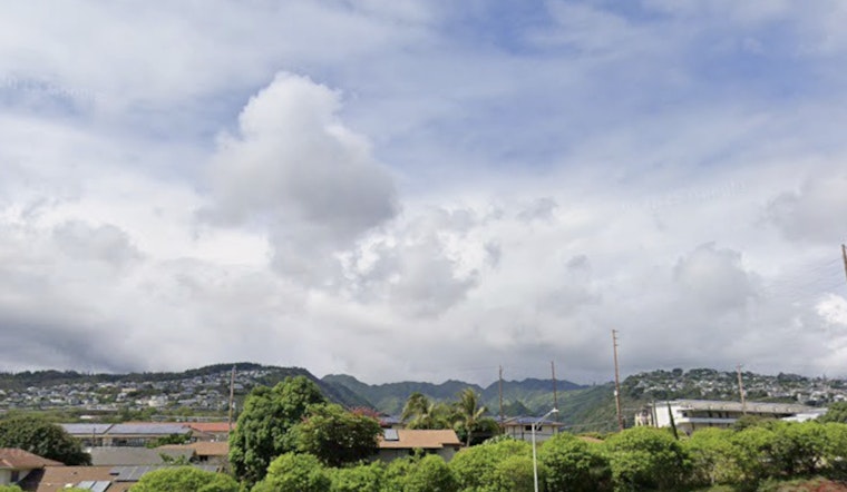 Blustery Trades Whip Honolulu As Hit-and-Run Showers Rattle Windward Side