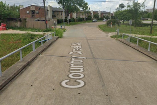 Body by the Bayou, HPD Probes Southwest Houston Homicide