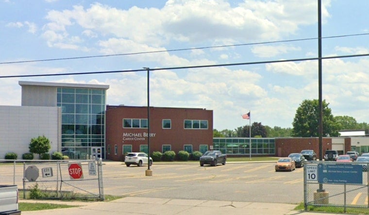 Bomb Threat Shutters Empty Dearborn Heights Career Center As Police Sweep Campus