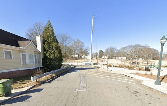 Boone Boulevard Chaos as Shooting Near Vine City Shuts Busy Stretch