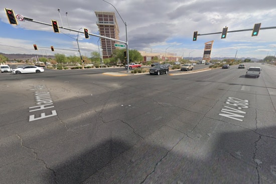 Boulder Highway Manhunt As Suspect Bolts From Stolen Car