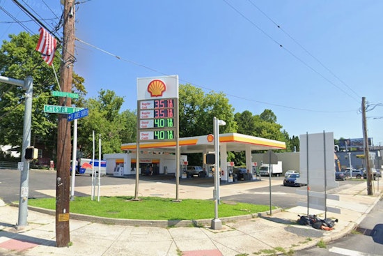 Box Cutter Heist Rattles Prospect Park Shell as Clerk Vaults Counter and Suspect Returns