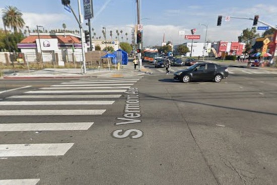 Box Cutter Standoff Shuts Down South Los Angeles Strip Mall