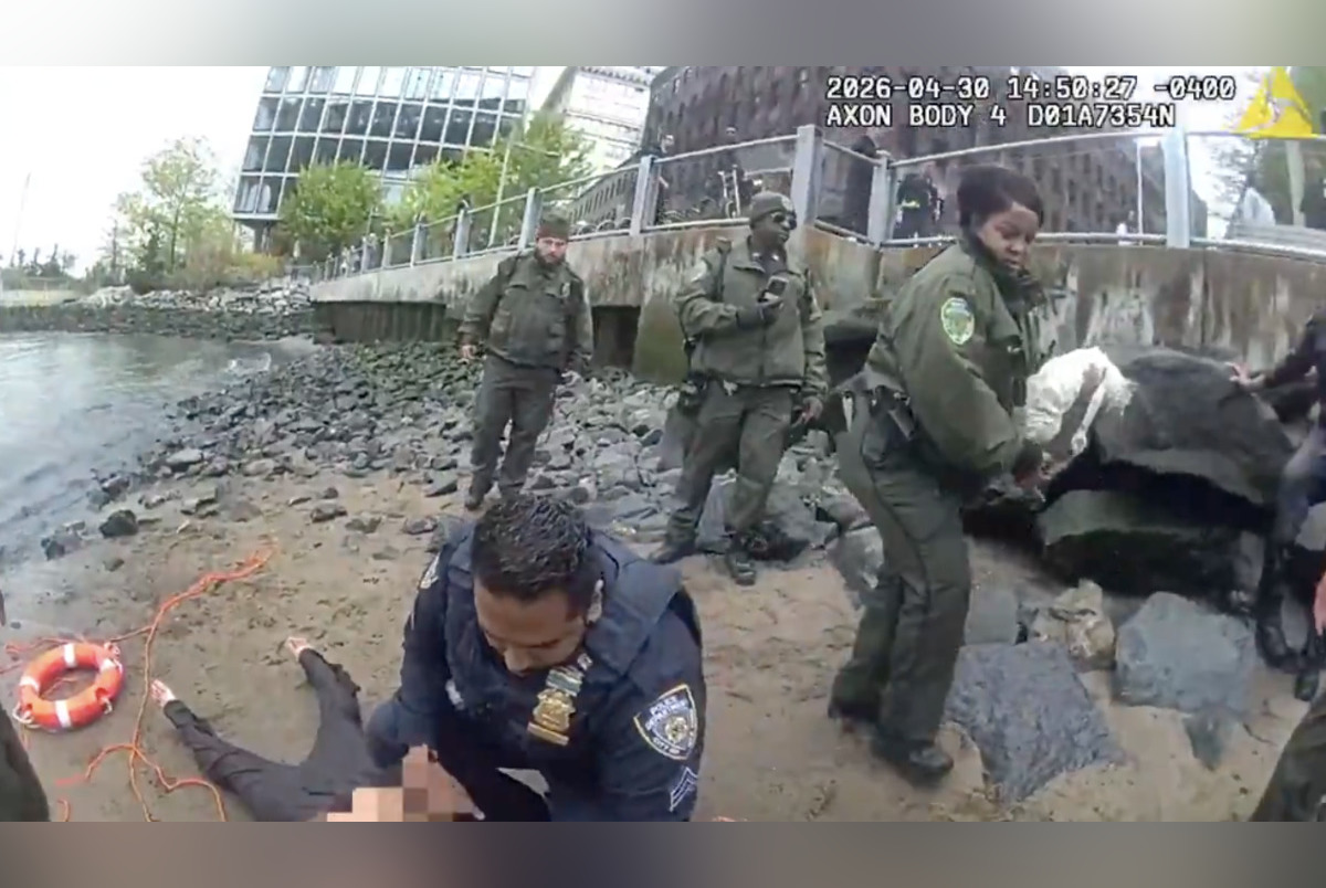 NYPD Rescues Woman and Cat From East River Near Brooklyn Bridge