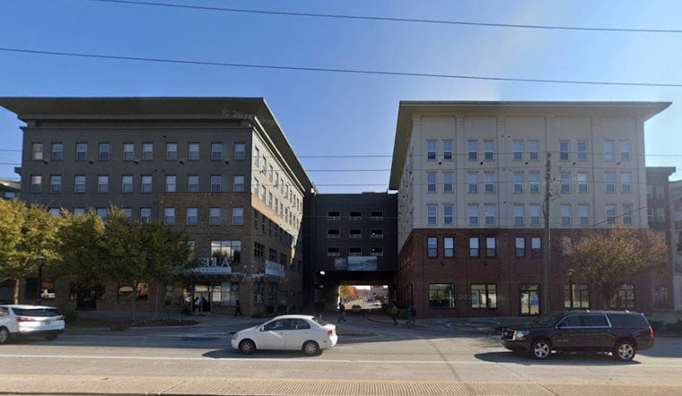 Buckhead Apartment Scare As Fire Crews Swarm Peninsula At Buckhead