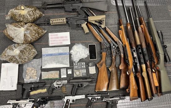 Canyon Country Raid On Canvas Street Nets 19 Guns And Drug Stash
