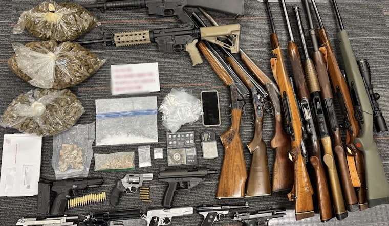 Canyon Country Raid On Canvas Street Nets 19 Guns And Drug Stash