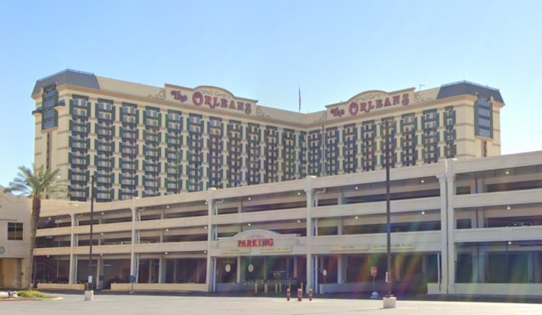 Caped Crusade: Fans Flood The Orleans For Amazing Las Vegas Comic Con