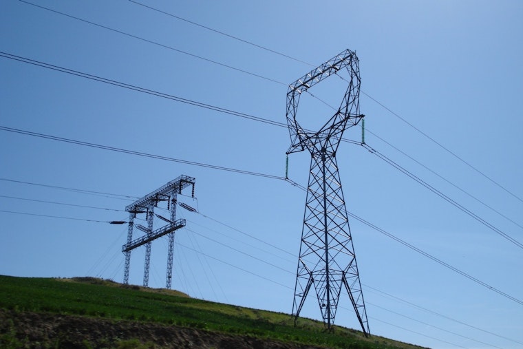 Capitol Power Brawl: Louisiana Lawmakers Stall Industry-Backed Private Grid Grab