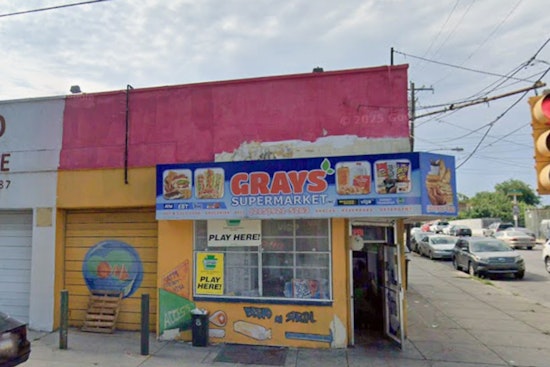 Car Crashes Into Grays Supermarket in Southwest Philly